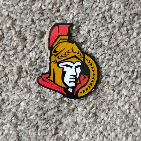 Brand New Ottawa Senators Sticky Back Logo‎ Pin - Picture 3 of 4